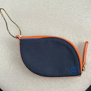 Rothy’s coin purse mask pocket